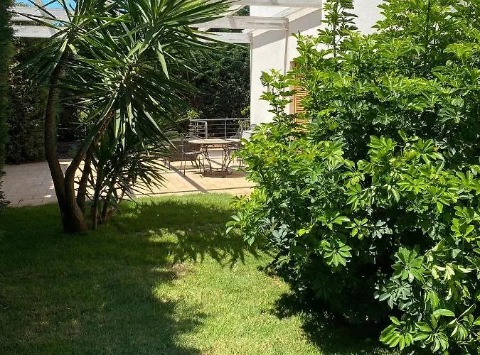 Giulio Polignano 滨海波利尼亚诺